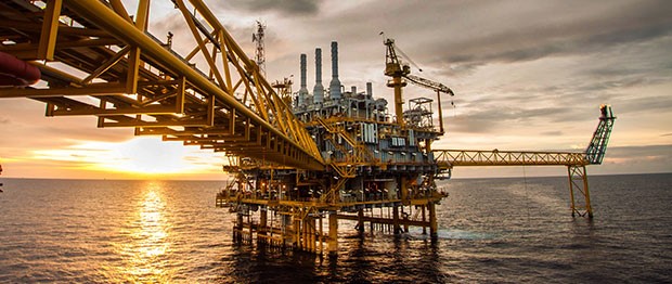 ANGOLA OIL&GAS 2020 COPERTINA
